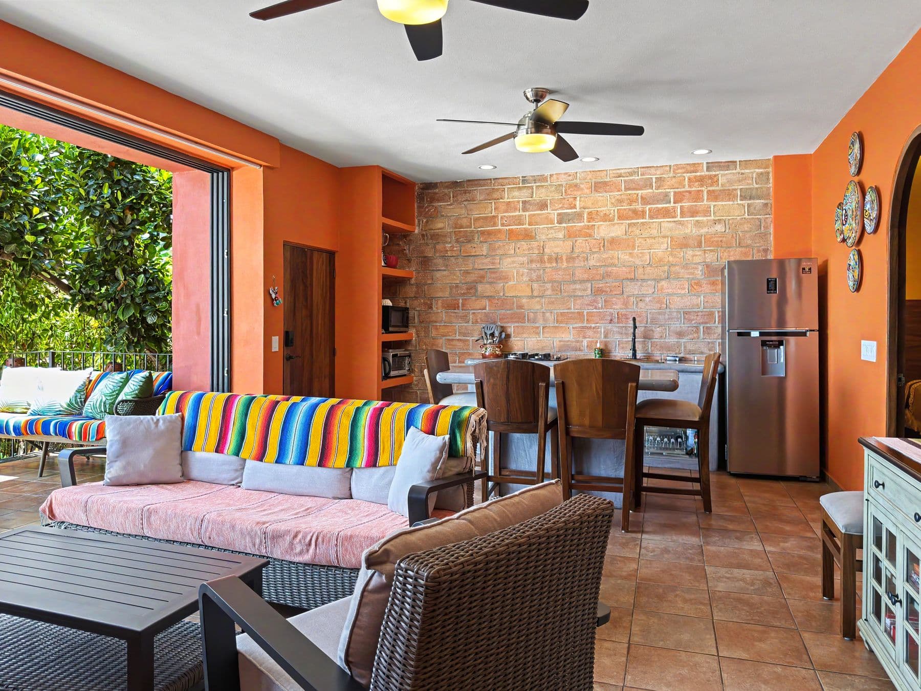 Ivan's Bella Vista at Villa Amistad